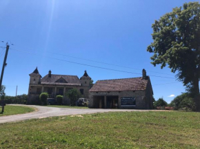 Chambre familiale à la ferme de la truffe, Cuzance